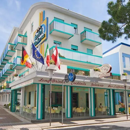 塞丽娜酒店 酒店